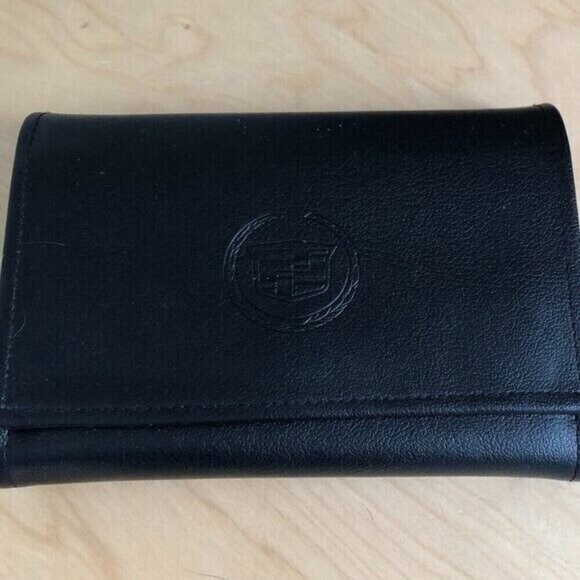 2014 Cadillac CTS Owners Manuals with Case and Navigation Info NEW - Picture 2 of 5